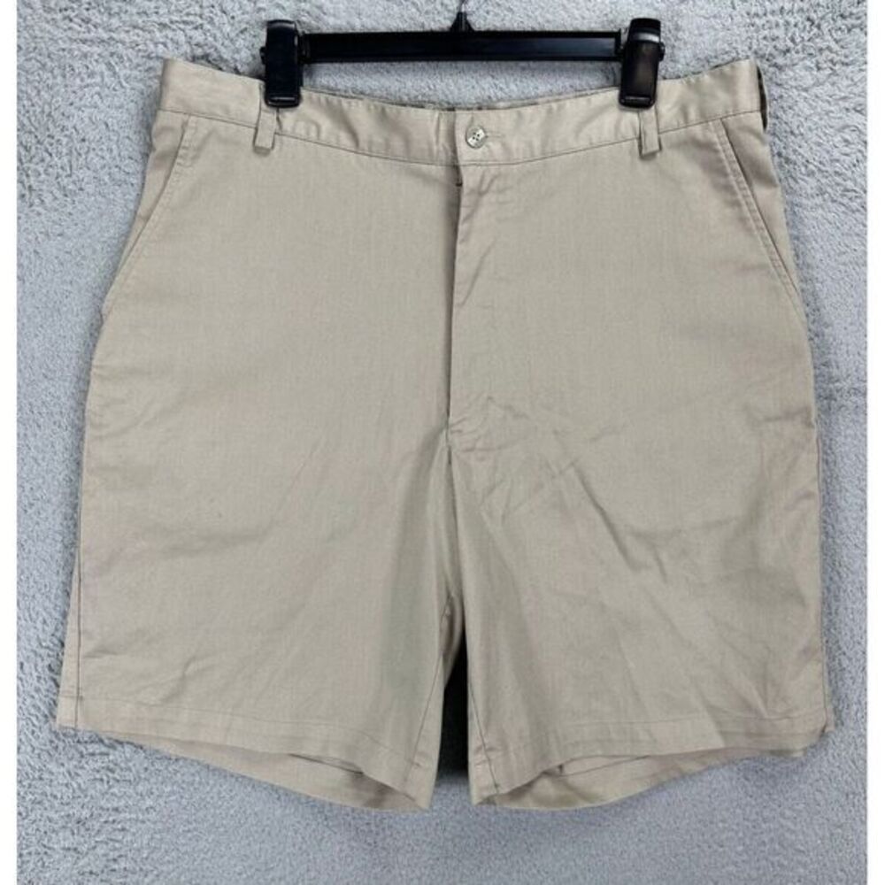 Nike Golf Chino Shorts Mens 36 Beige Stretch Golfer Golfing Flat Front Outdoor